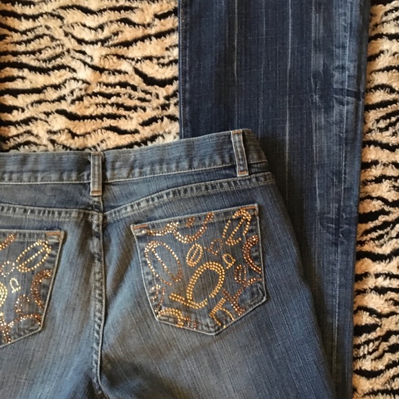 🔆SOLD🔆 bebe Jeans w/ embroiled back pockets - Picture 9 of 13